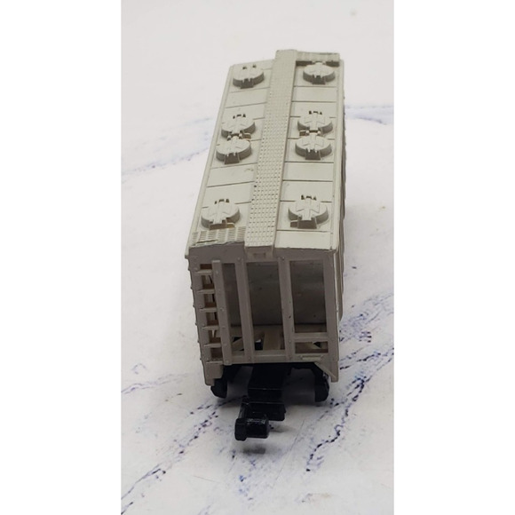 Rio Grande 2 Bay Covered Hopper D&RGW 12057 N Scale Train - Picture 4 of 8